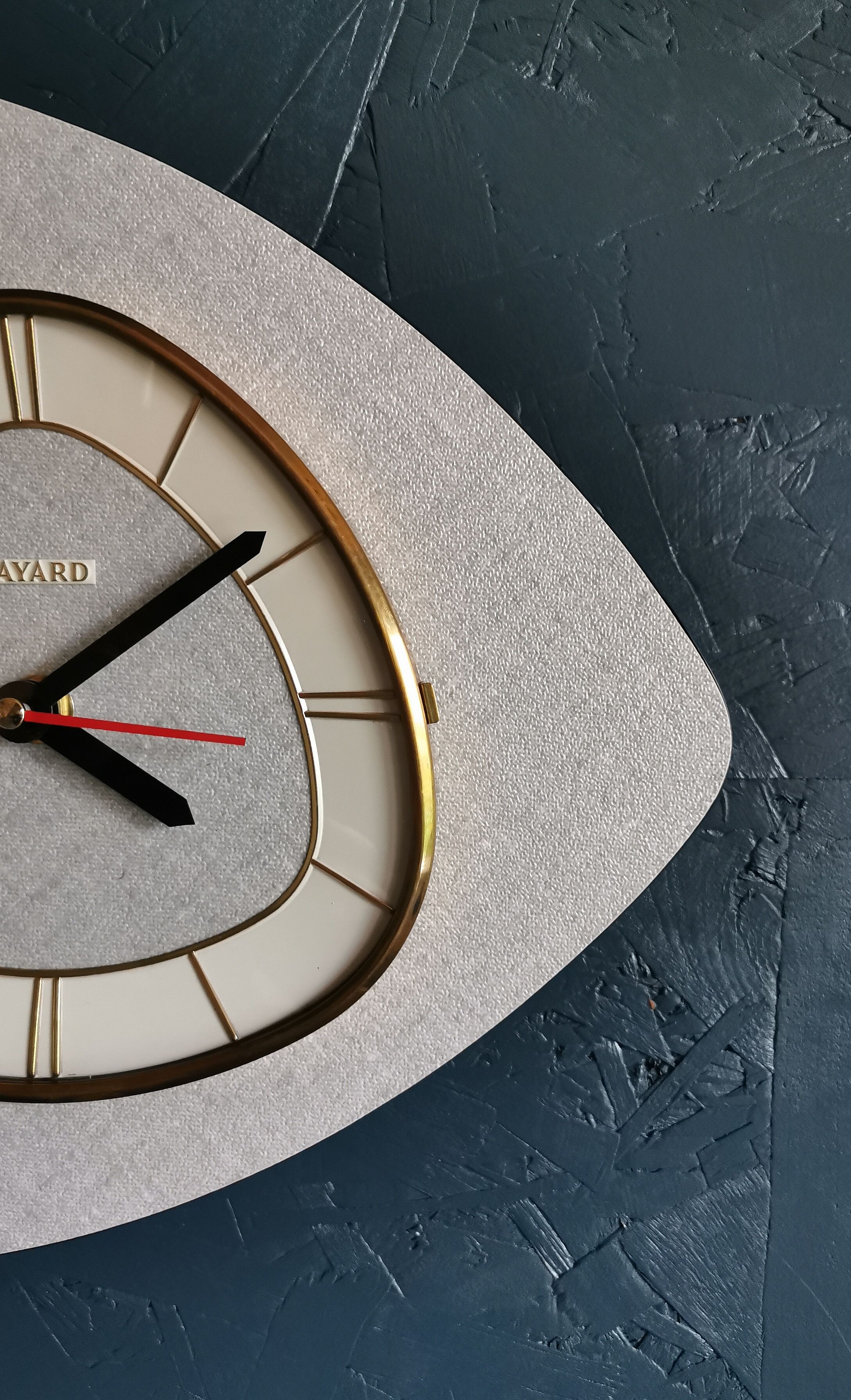 Vintage formica clock asymmetrical silent wall clock "Bayard silver grey"