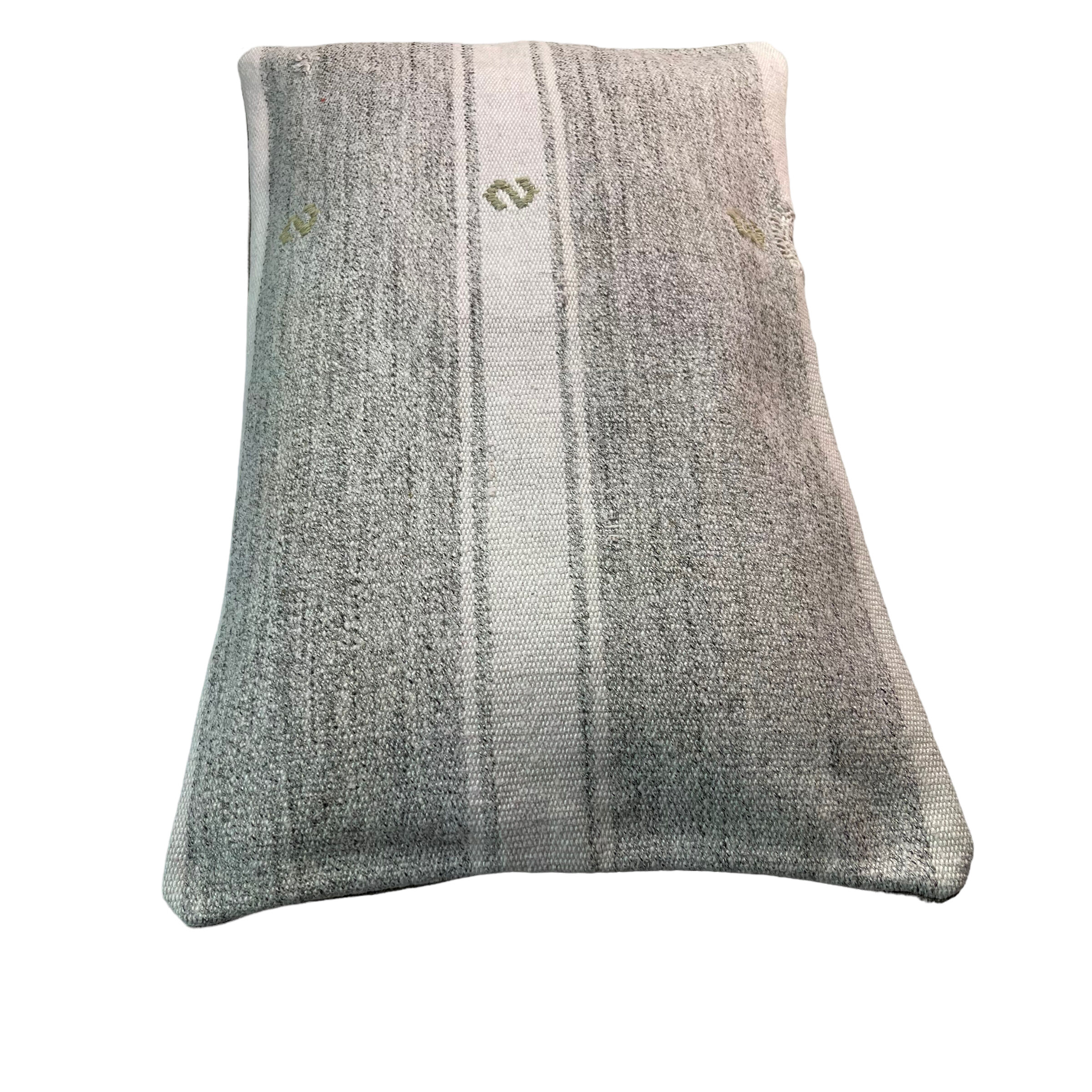 Vintage turkish handmade kilim cushion cover , 30 x 50 cm