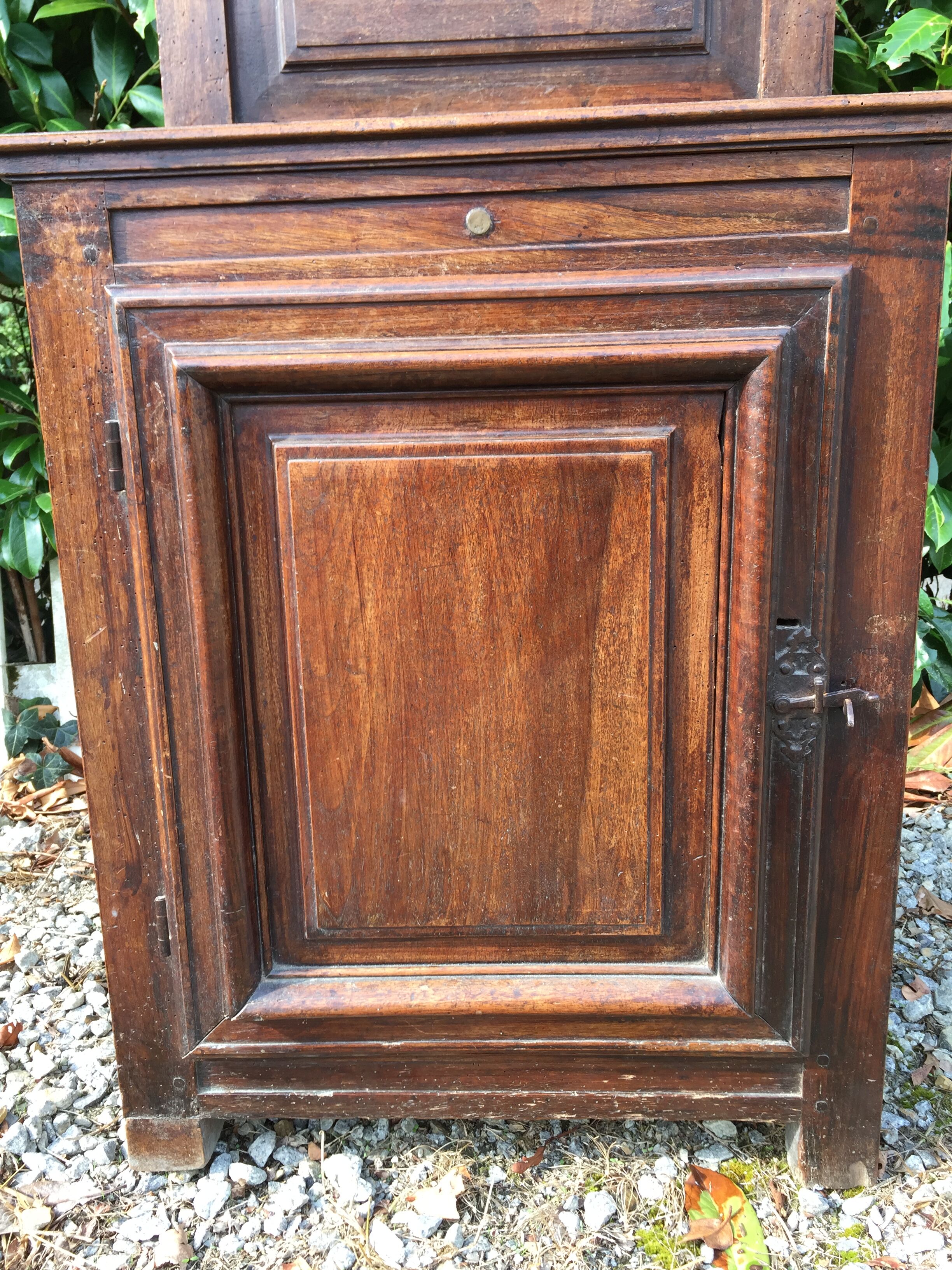 Buffet Jam oratory walnut louis XIII period