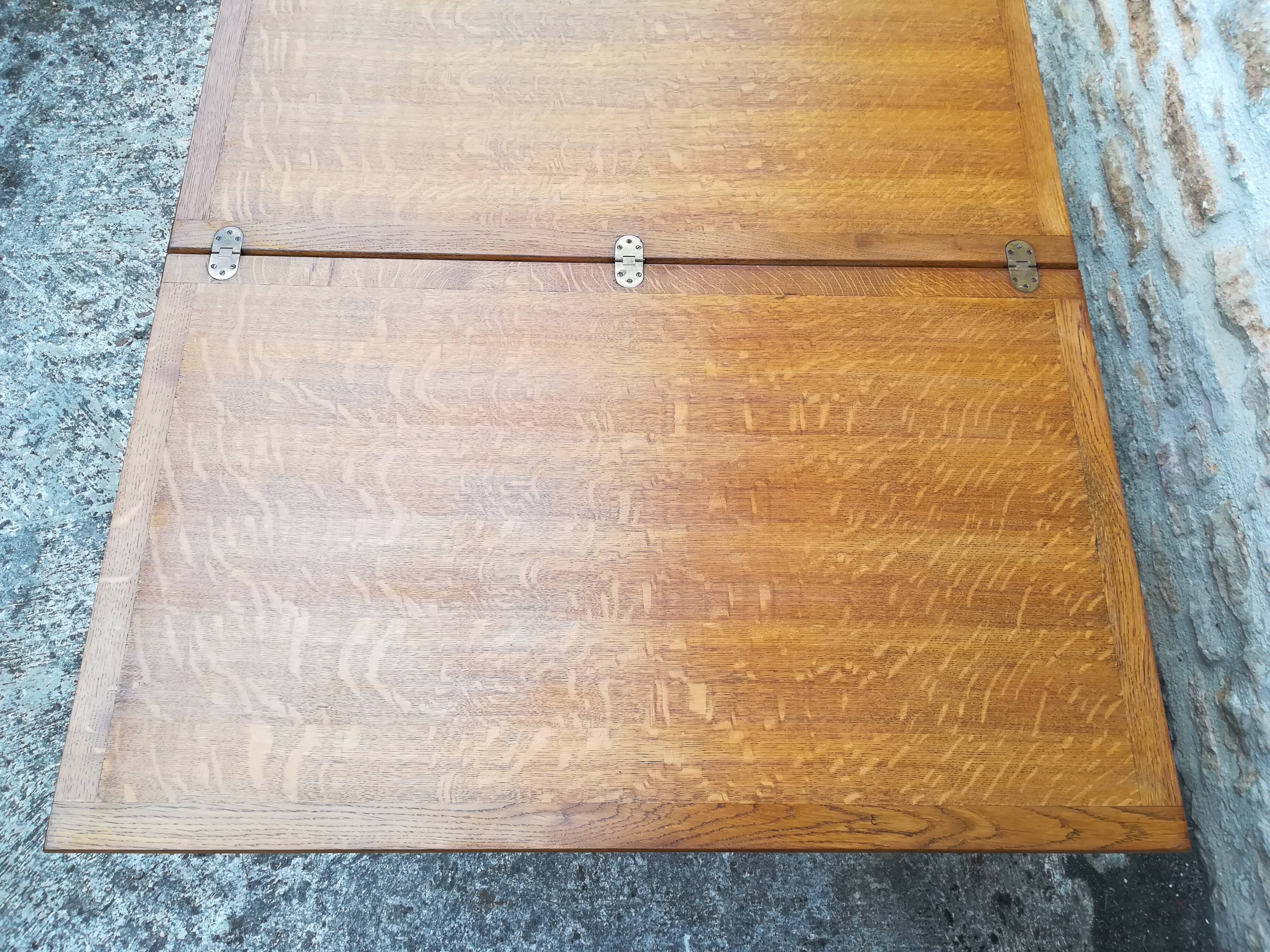 Modular oak coffee table