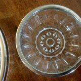 Plats et ramequins en verre ciselé et métal argenté