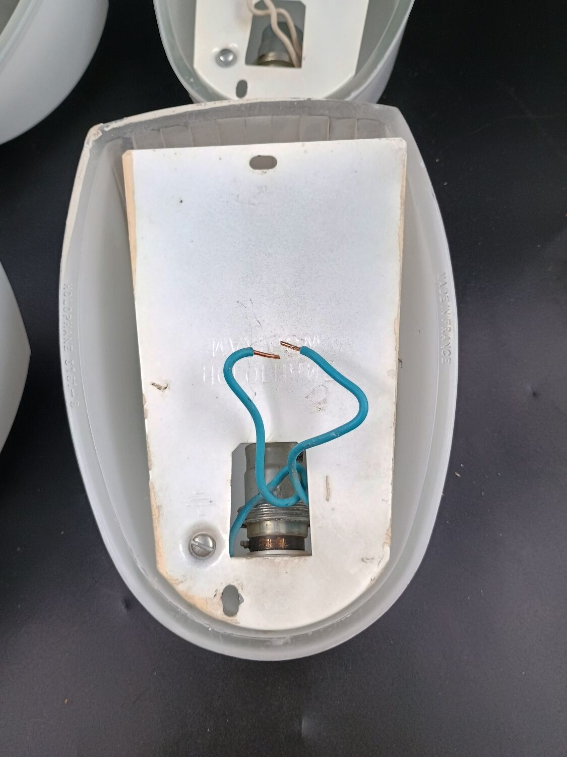 Set of 4 Holophane AMV wall lights. 2 Made in France Industrial loft