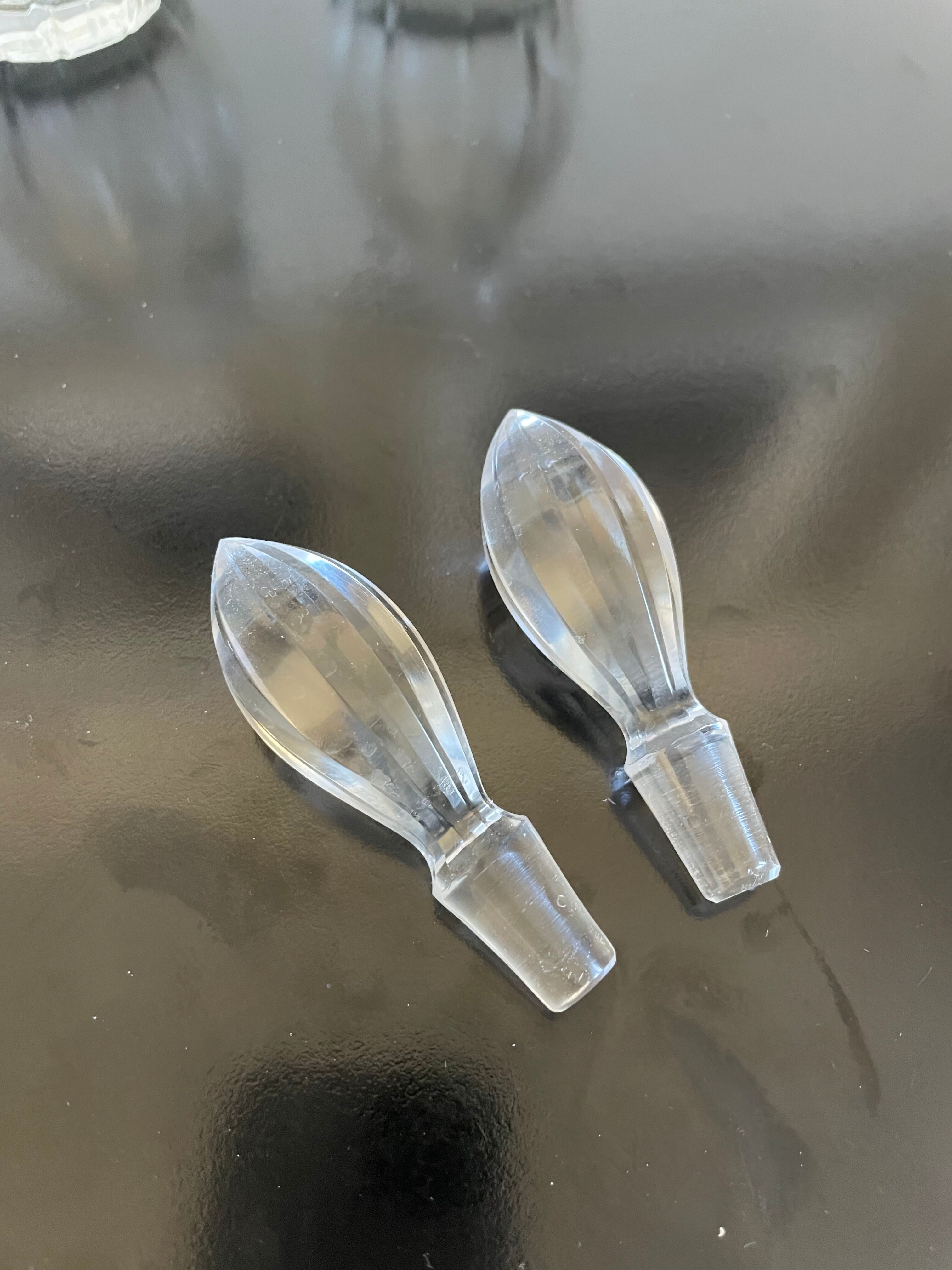 Oiler and old vinegar in crystal