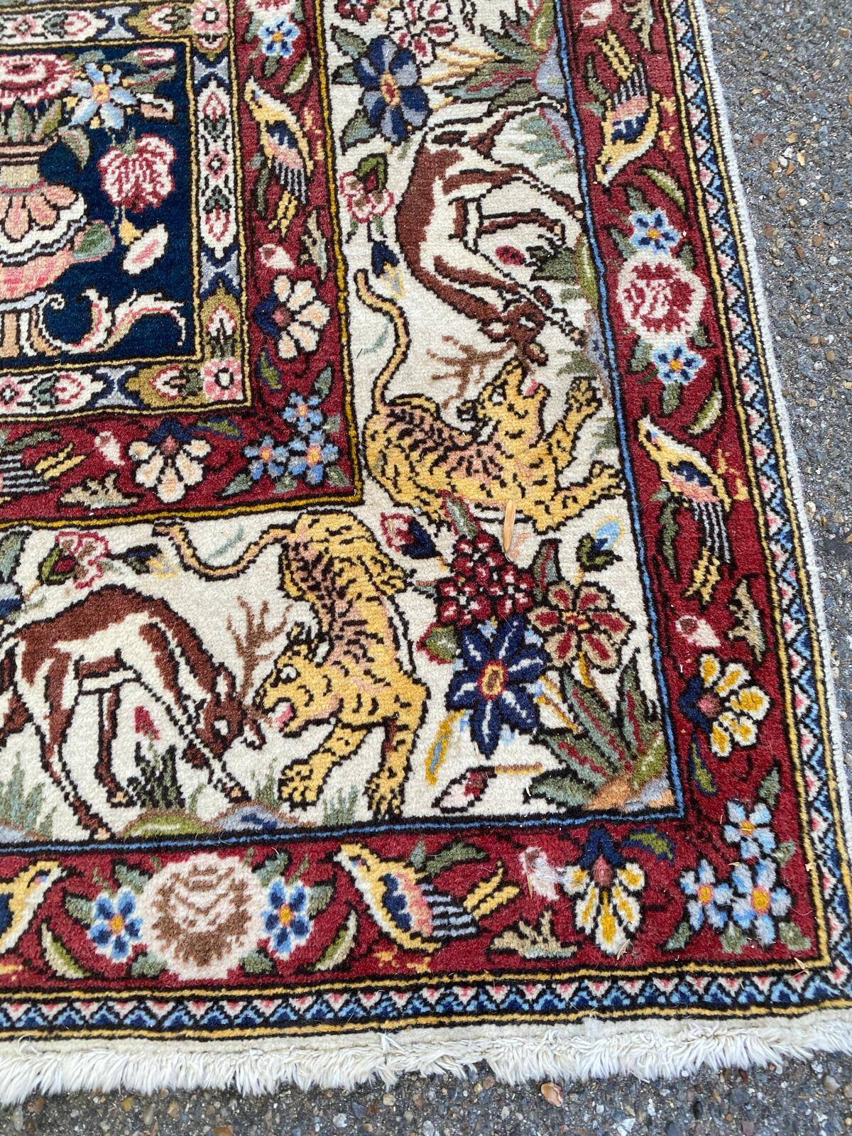 Authentic Persian Bakhtiar Saman Carpet Handwoven 318x198 cm 100% Wool