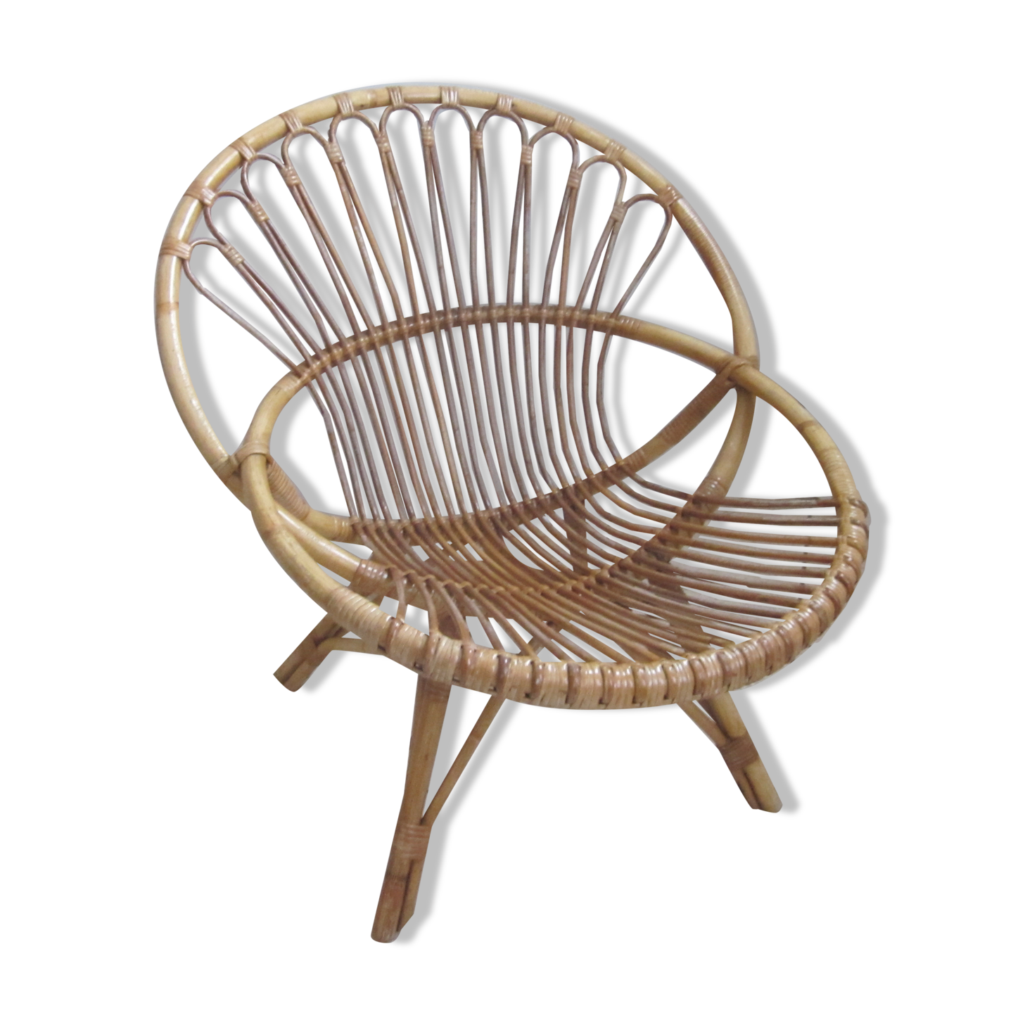 Adult rattan shell armchair from the years 60-70