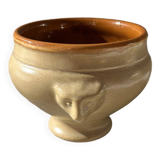Bowl with bear head