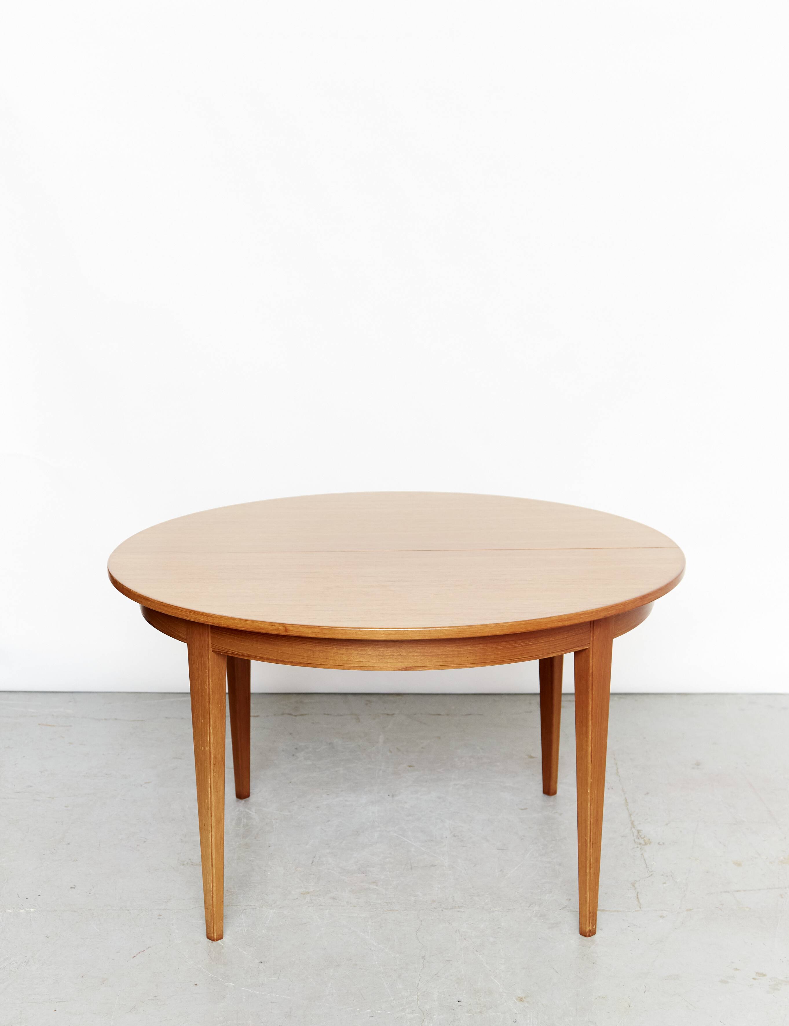 Table à manger en teck Gunni Oman n°55 pour Gunni Jun