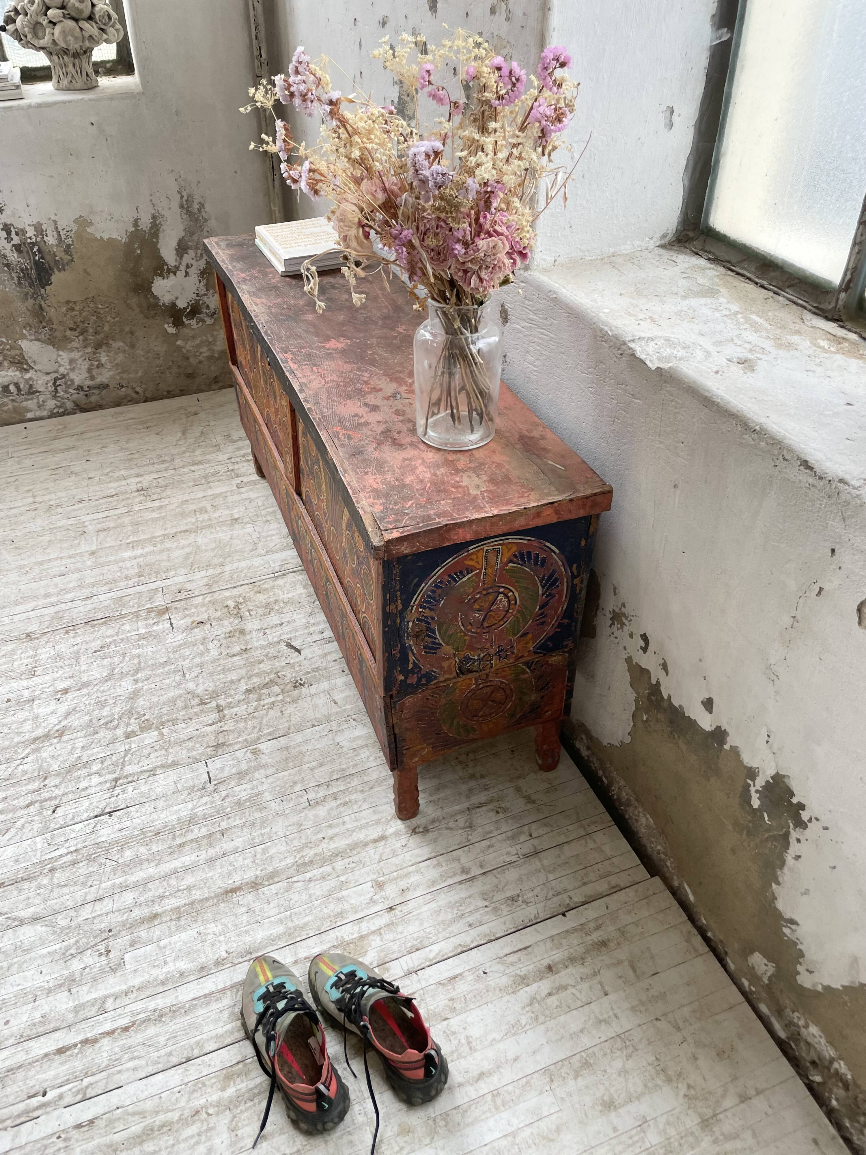 Coffre de mariage marocain polychrome années 50