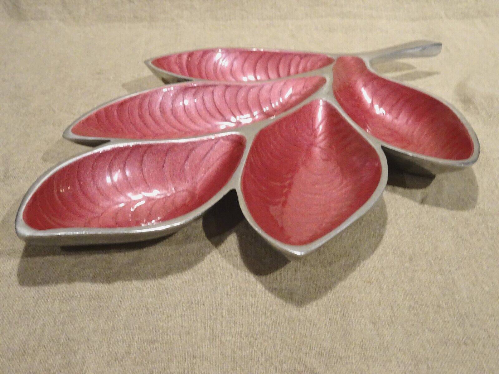 Designer centerpiece in enameled aluminum length 40.7 cm