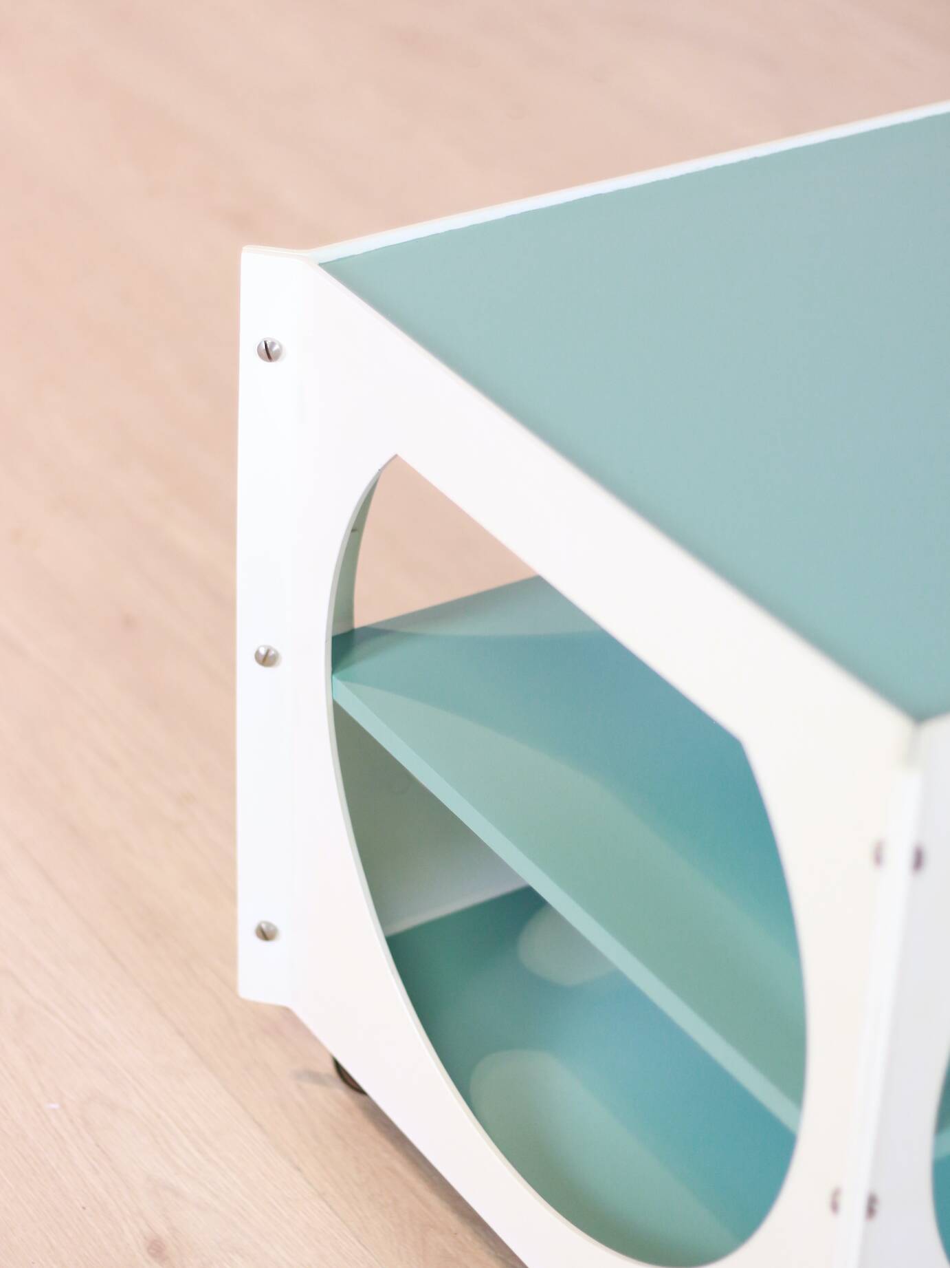 vintage design side table