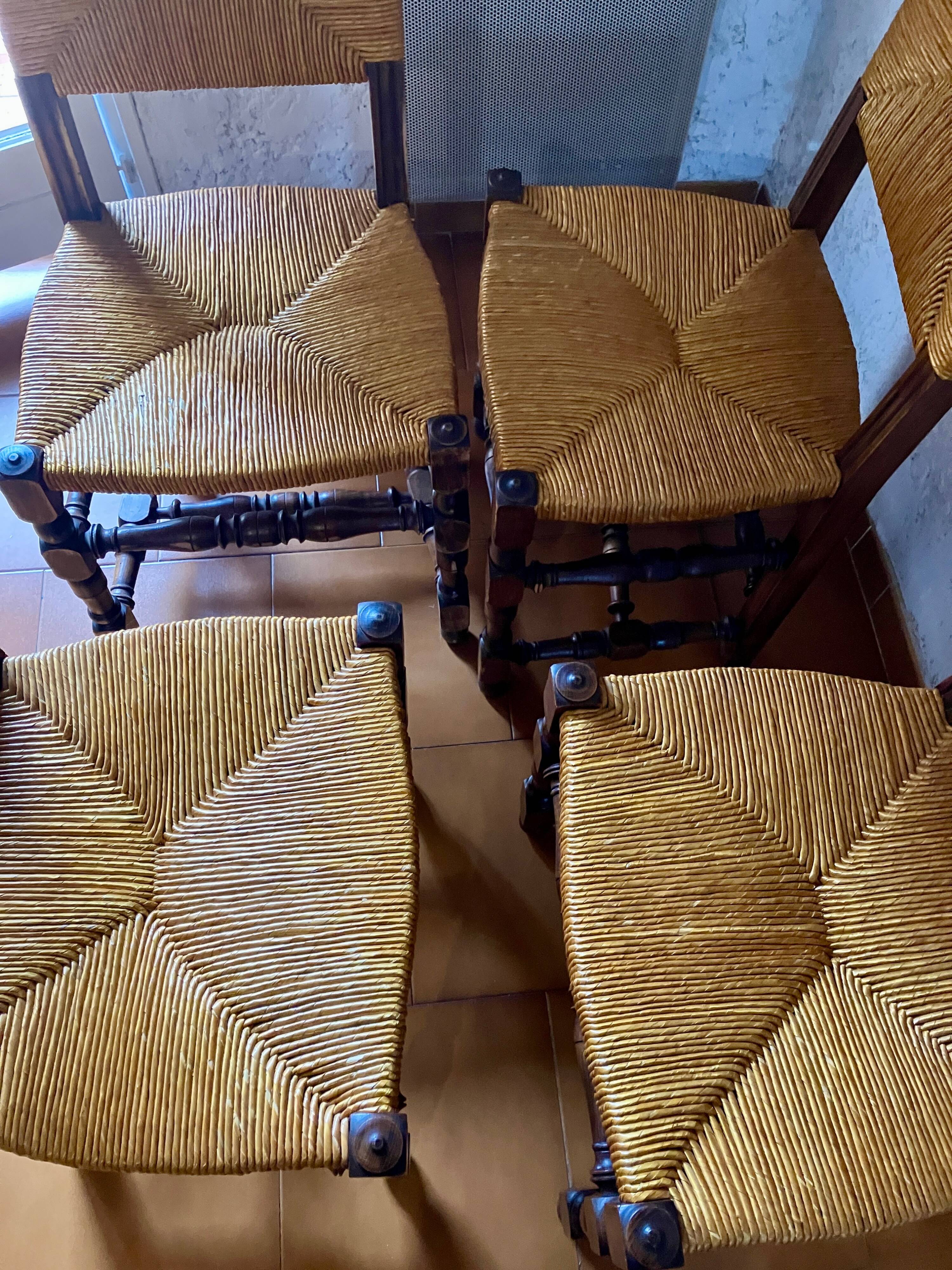 Lot de 4 Chaises en jonc et Bois
