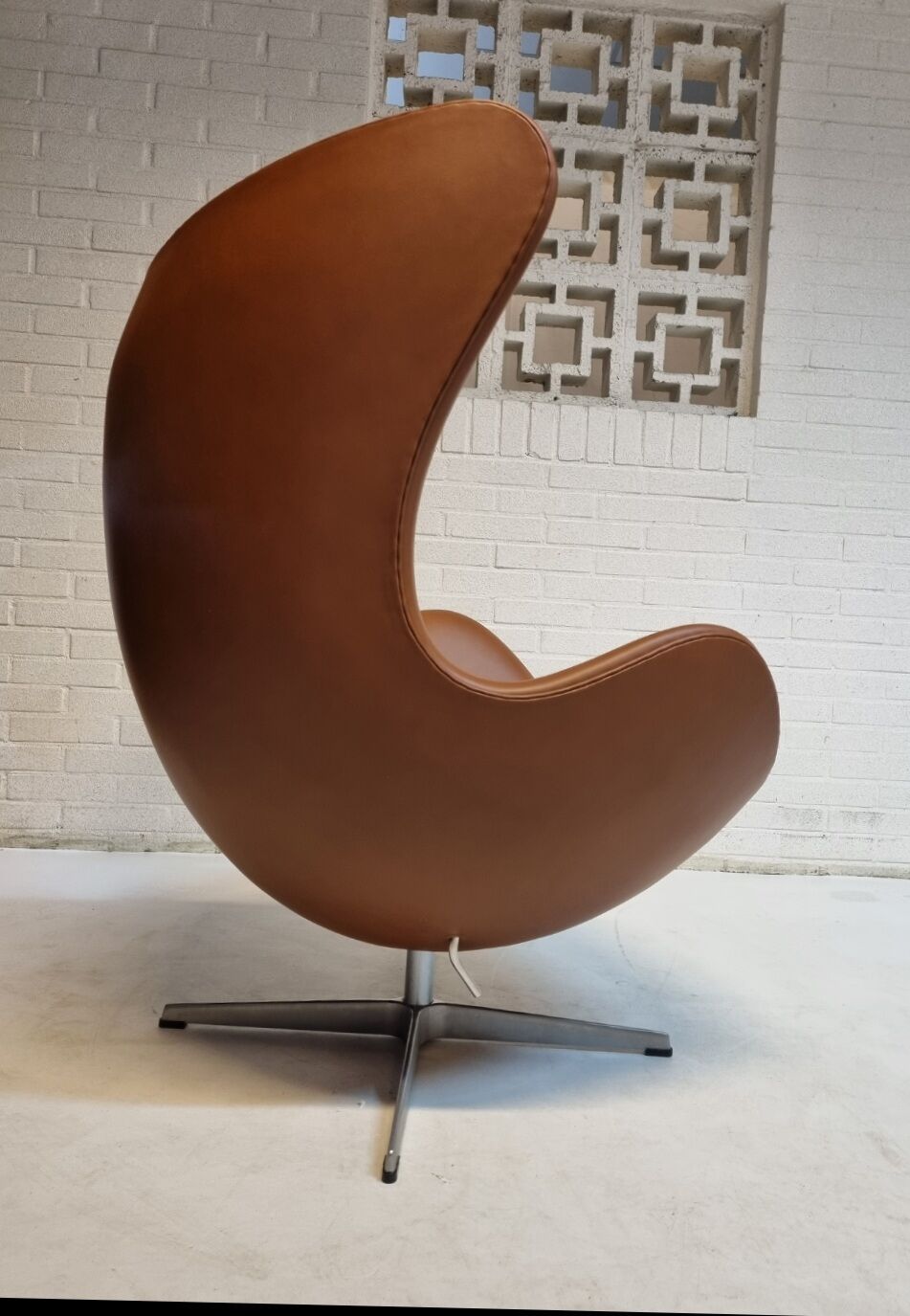 Arne Jacobsen Egg chair by Fritz Hansen