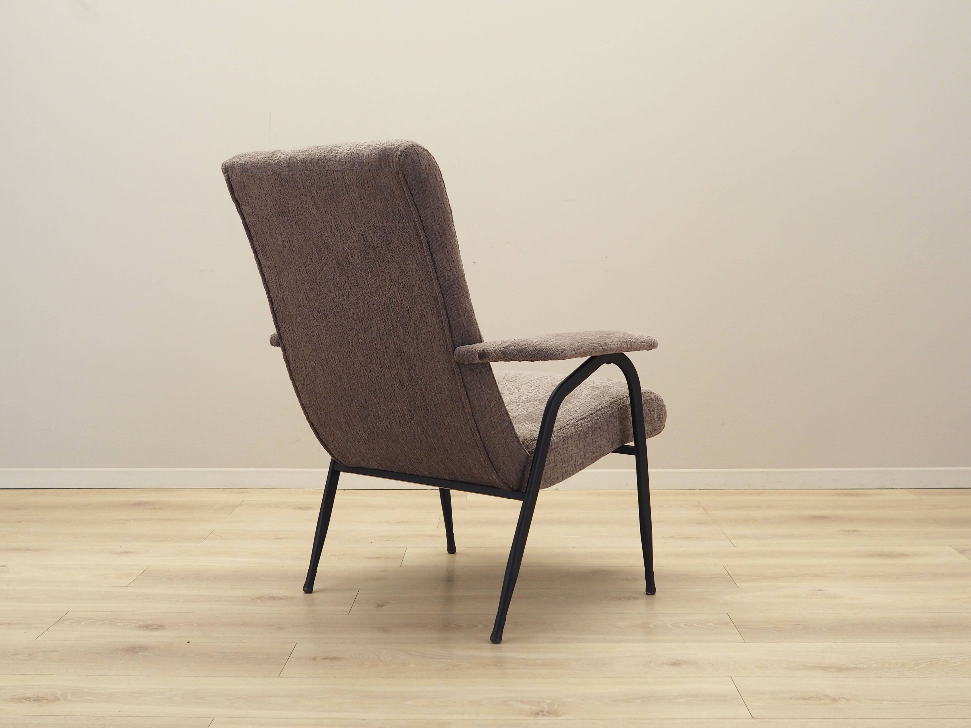 Fauteuil gris, design italien, années 1970, production : Italie