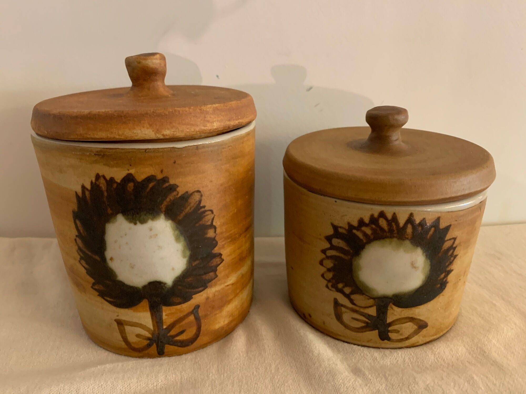 2 pots Pottery of La Colombe model sandstone flower 1970/1980