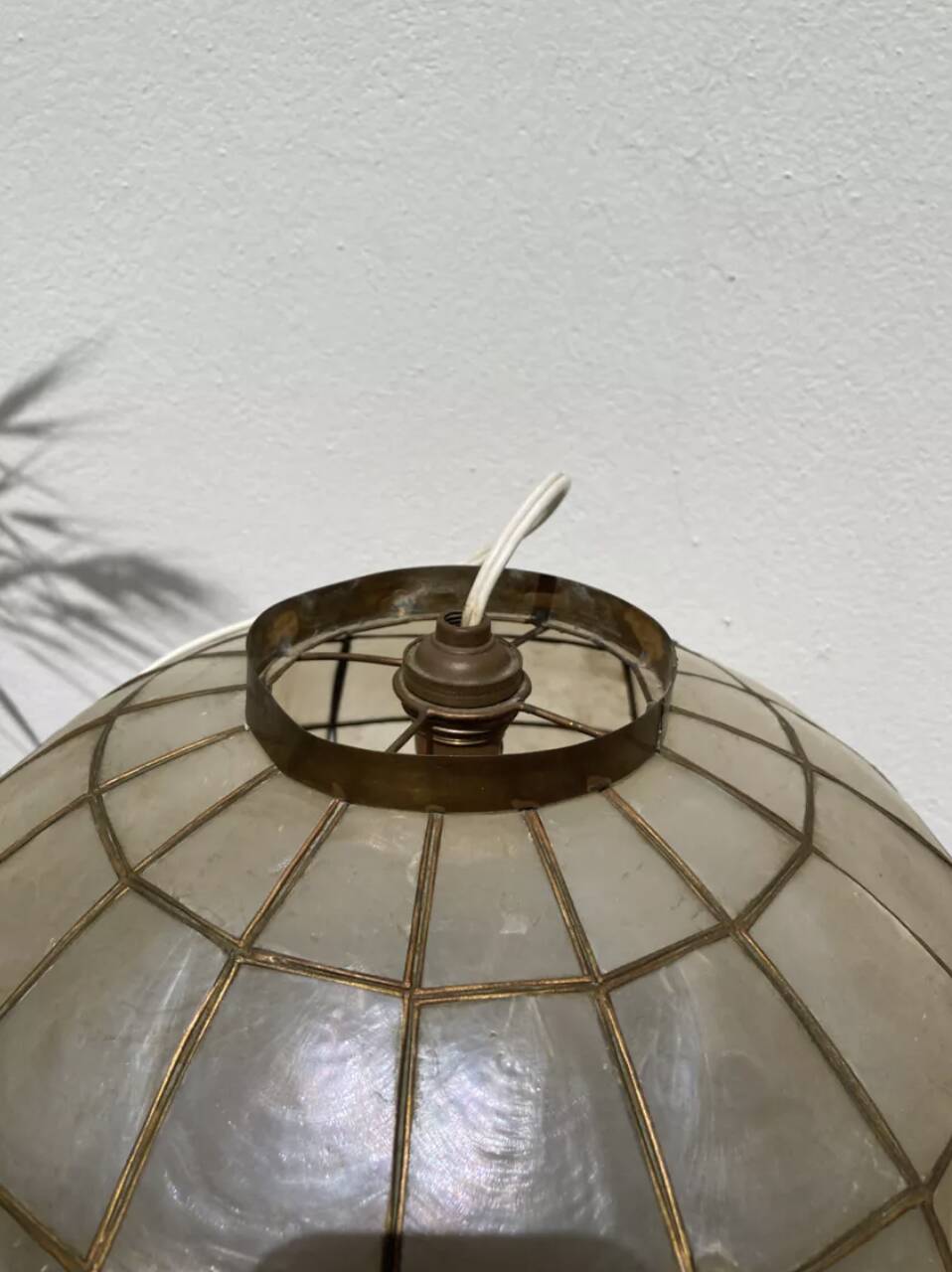 Suspension nacre laiton 1960