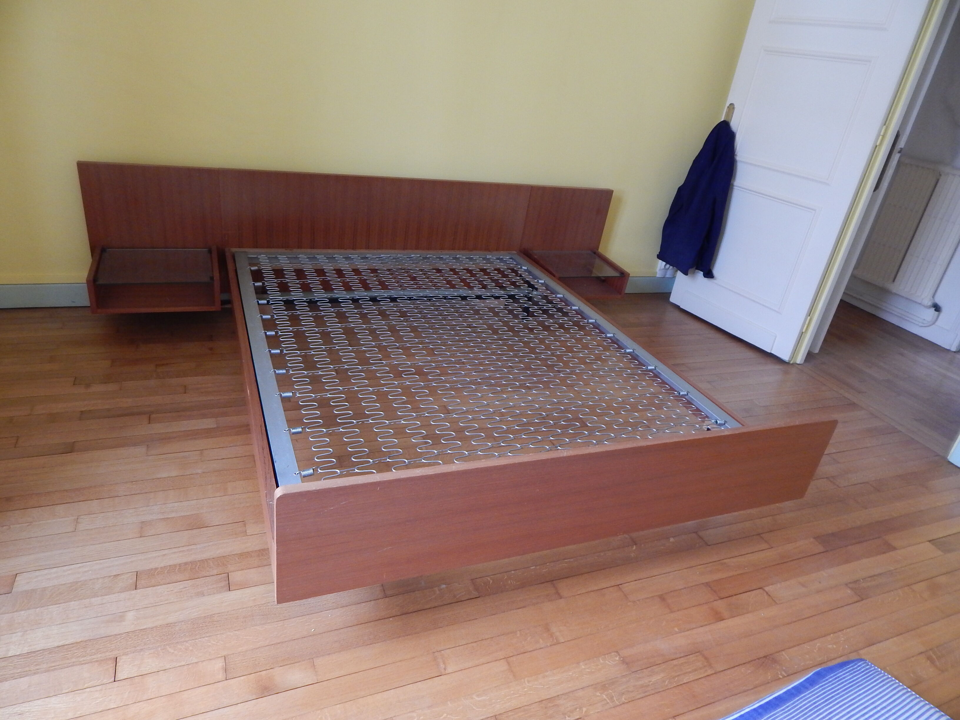 Bed with hanging bedside by ARP Minvielle edition