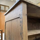 Central island trading counter in walnut