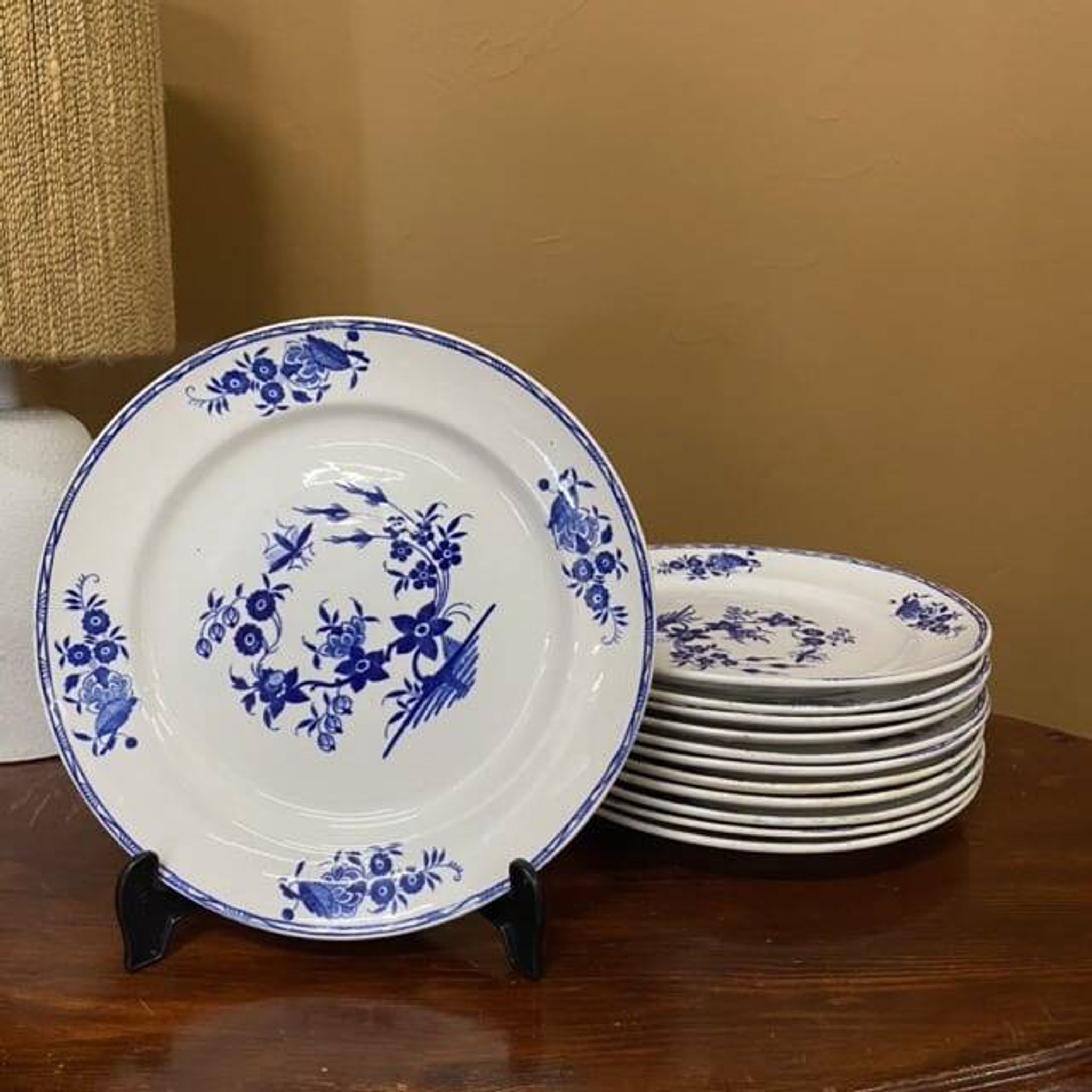 Set of 12 Tournai porcelain plates, Boch Frères, fly decor