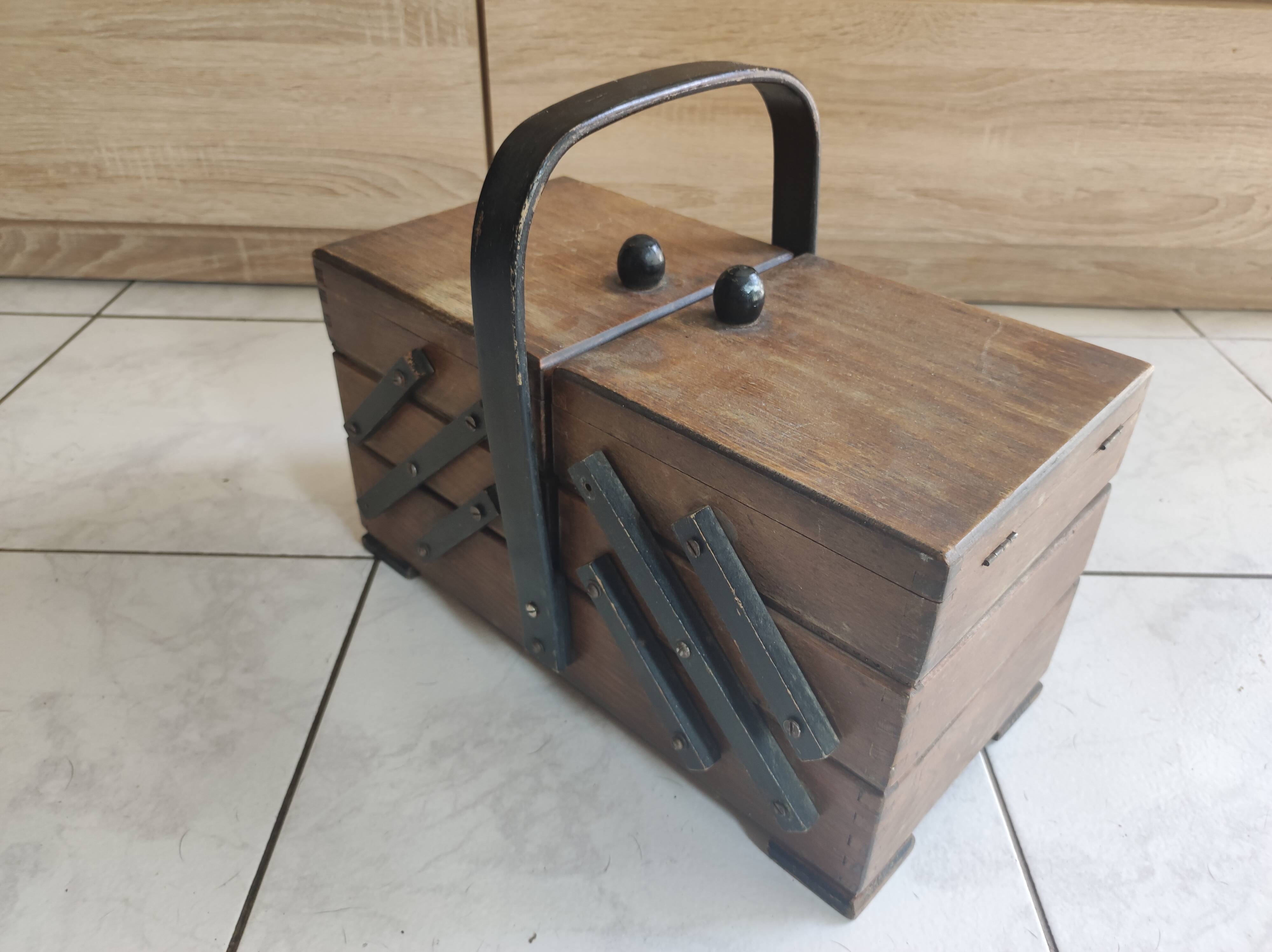 Vintage worker sewing box art deco style