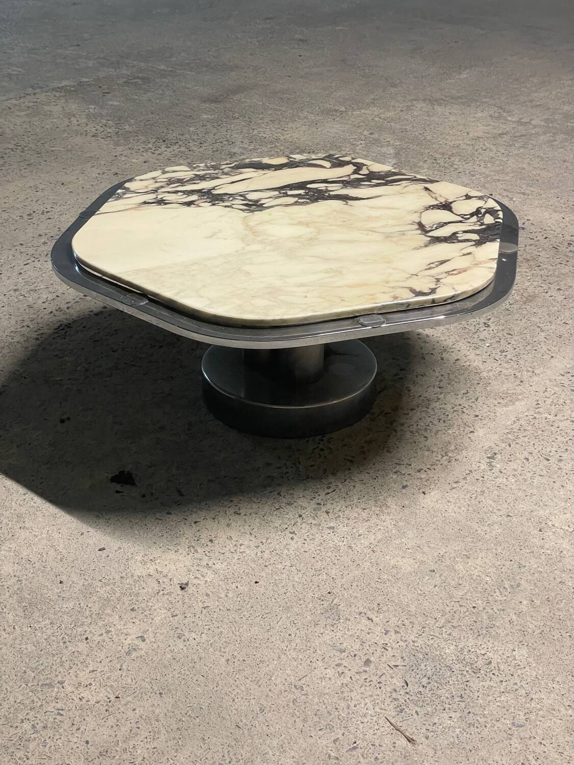 Knoll International 70 Marble Coffee Table