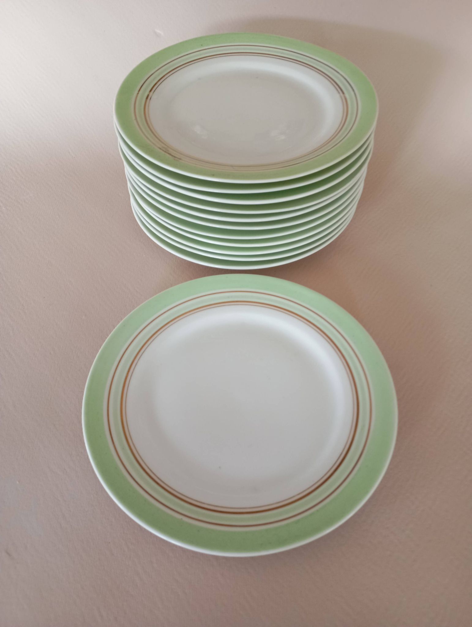 12 assiettes à dessert Descotte Reboisson & Barranger (D.R.B.) Limoges