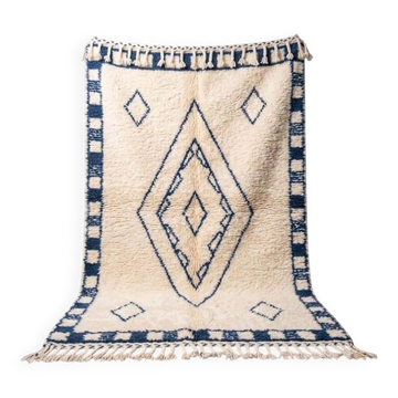 Tapis berbère d’atlas traditionnel artisanale avec magnifique design 2/3 m
