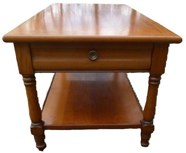Table basse à 2 plateaux et 2 tiroirs en merisier massif