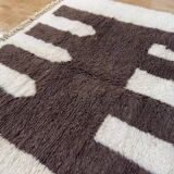 Large handcrafted Berber rug 225cmx325cm