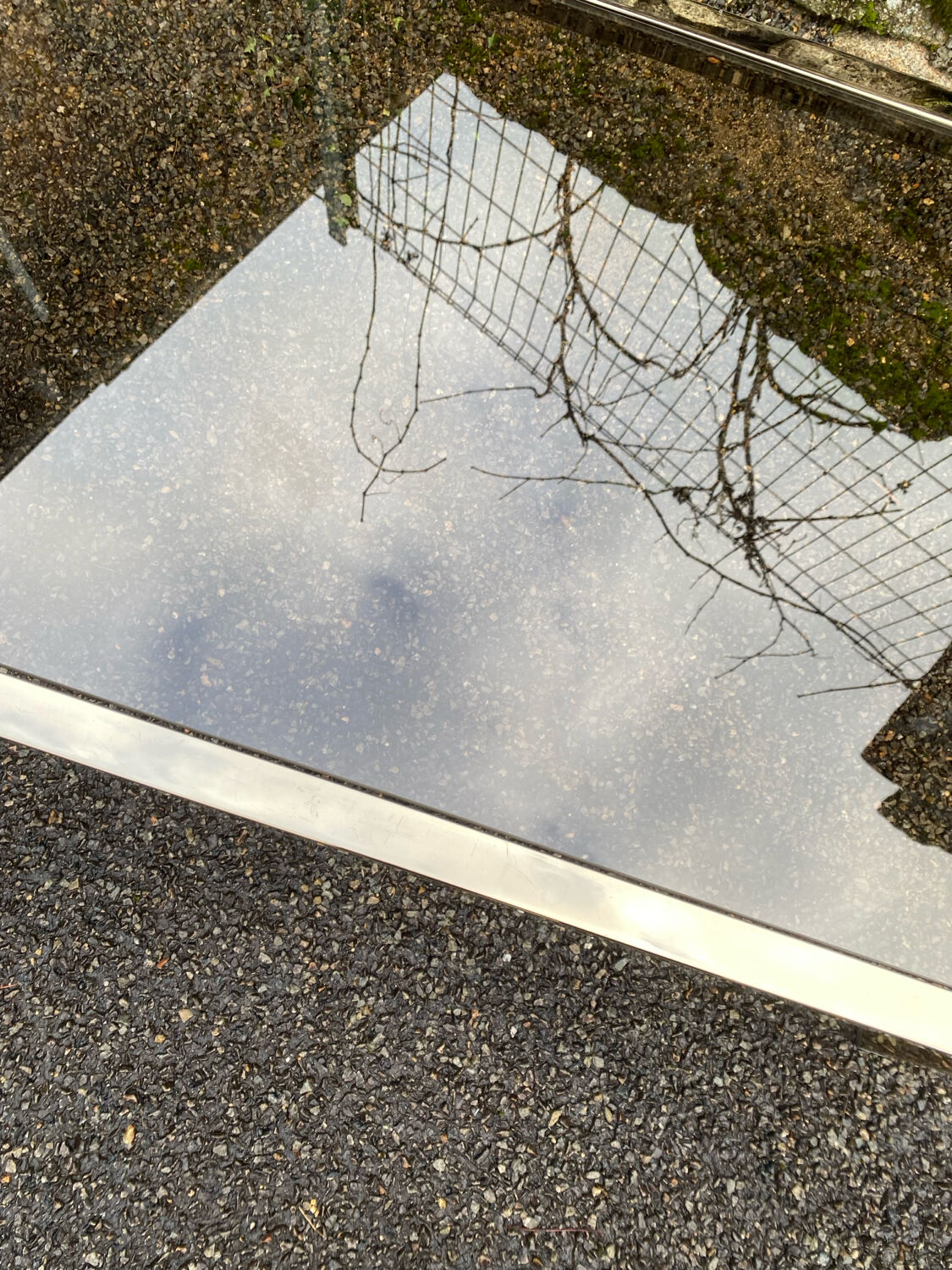 VINTAGE 1970 RECTANGULAR COFFEE TABLE GOLDEN SMOKED BROWN GLASS