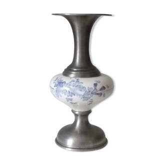 Vintage vase in tin and porcelain