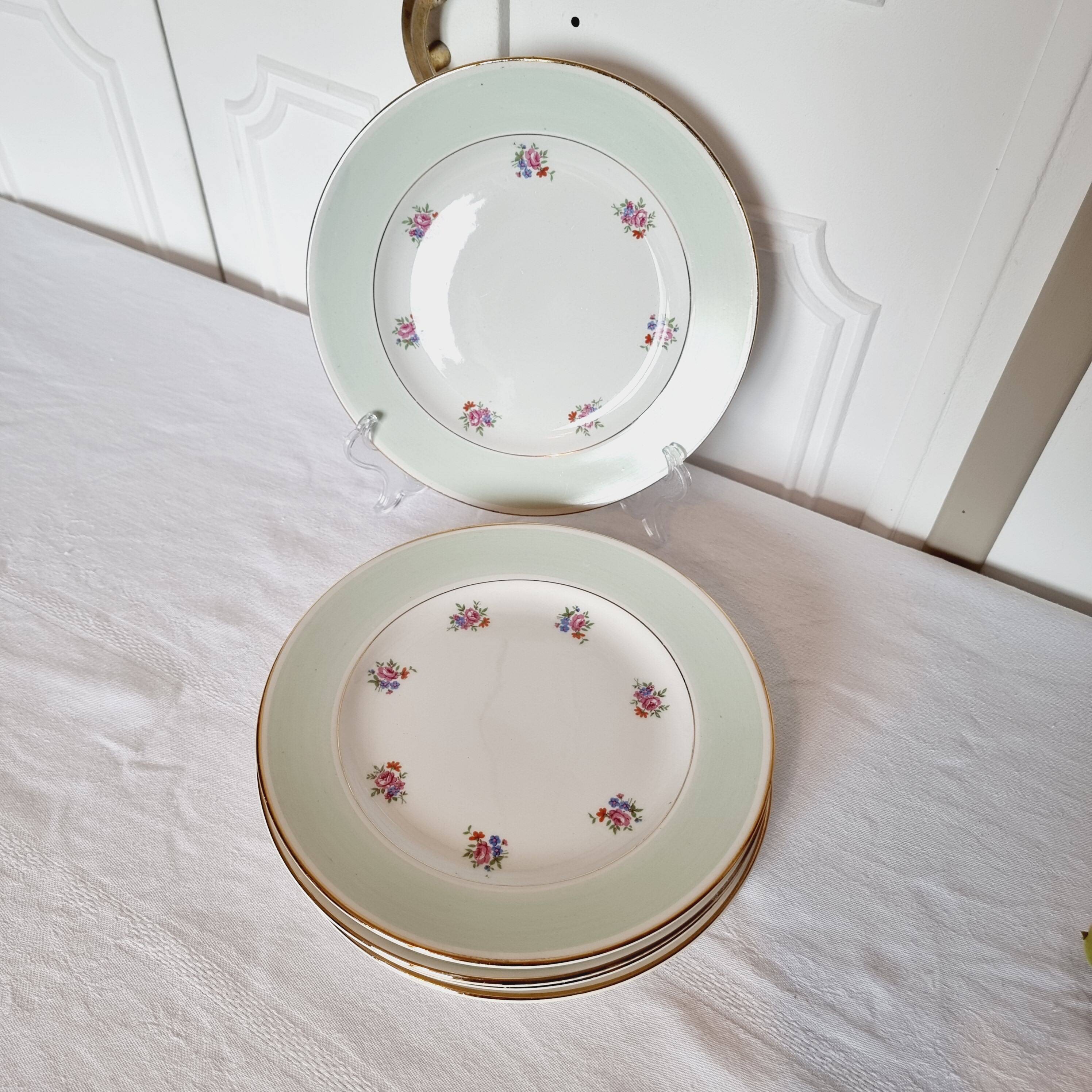 6 assiettes plates porcelaine française l amandinoise vert clair contour or et petites fleurs