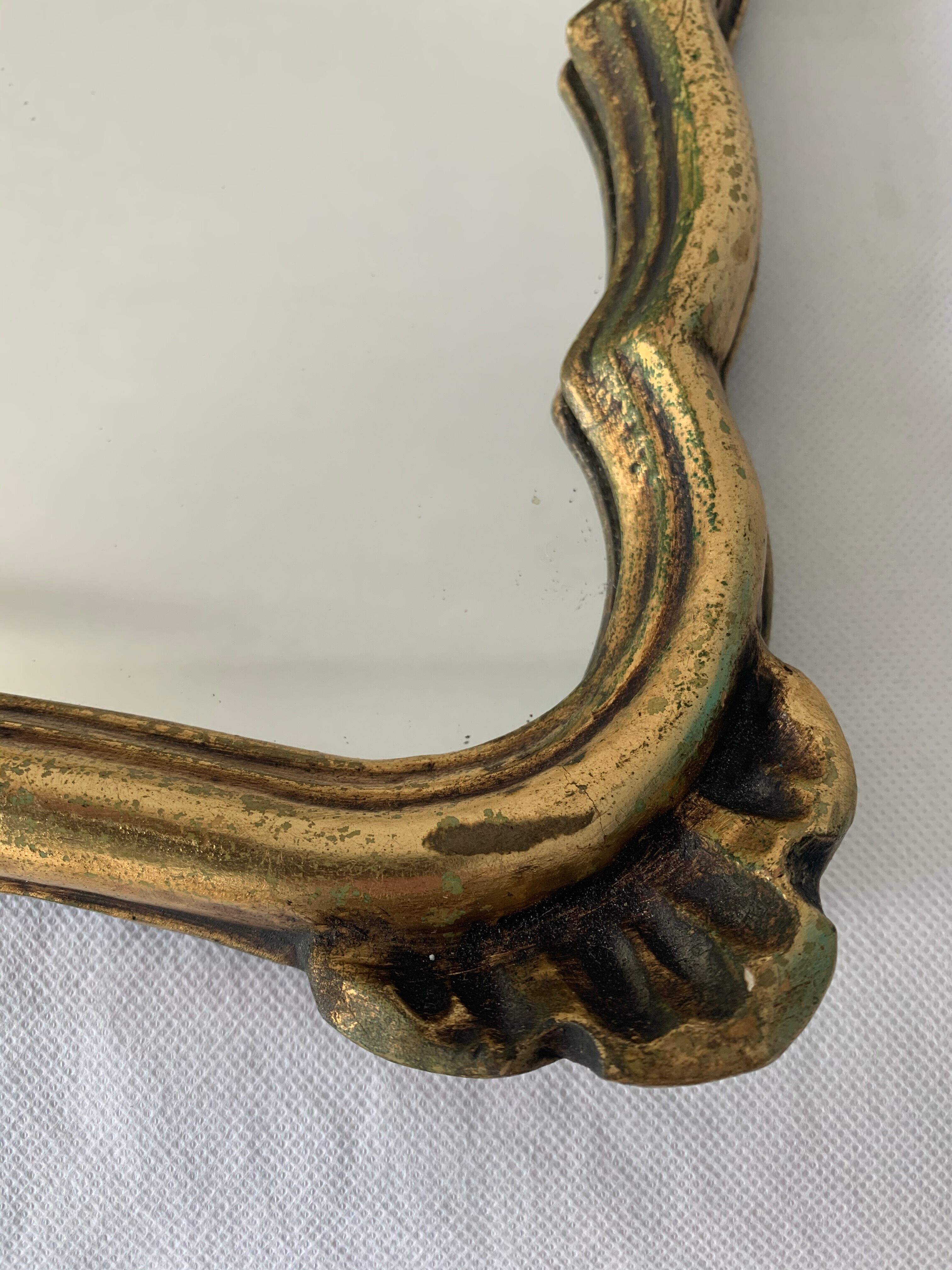 Old mirror in gilded wood 40 x 30 cm