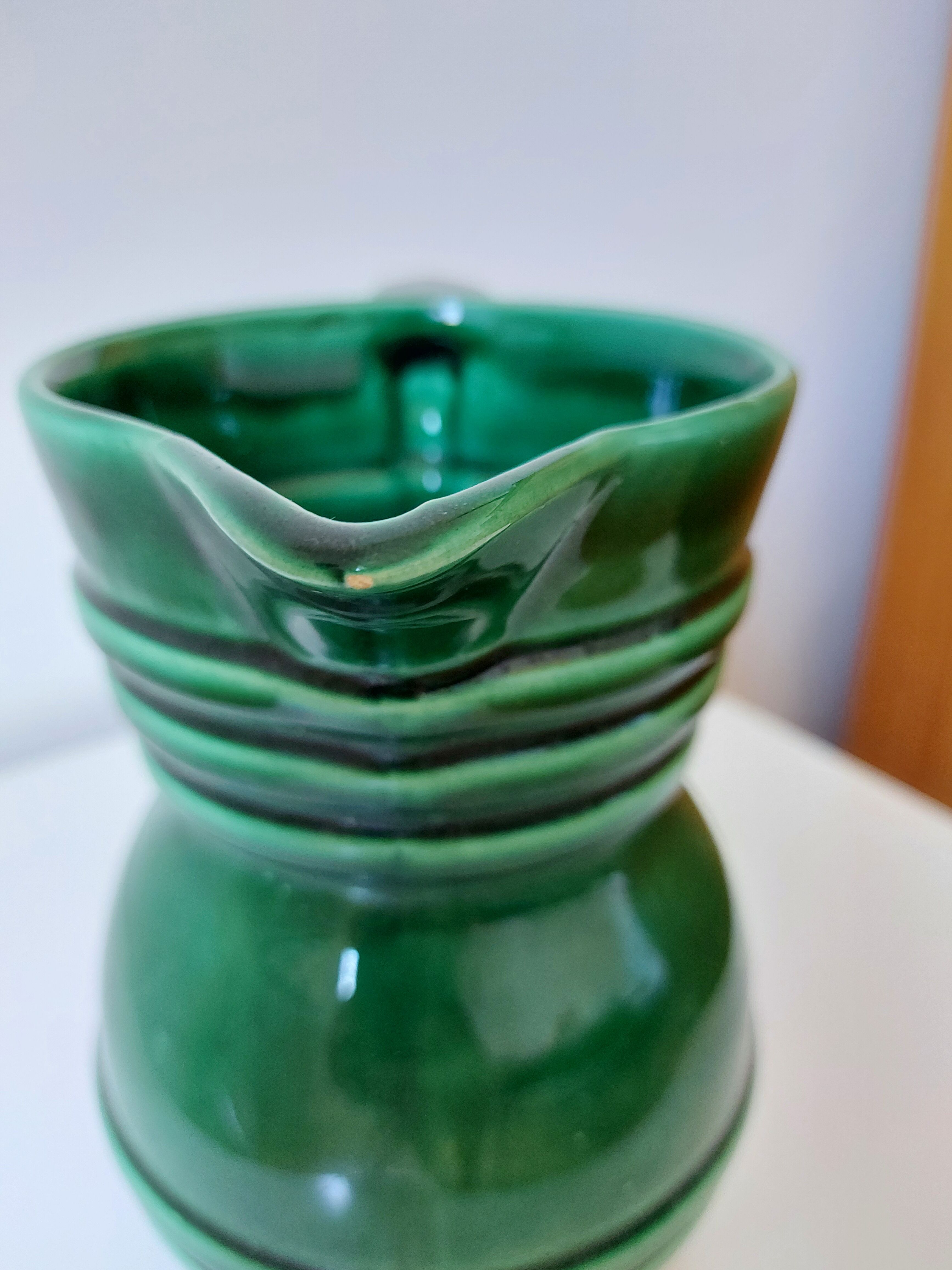 Pitcher priet circled