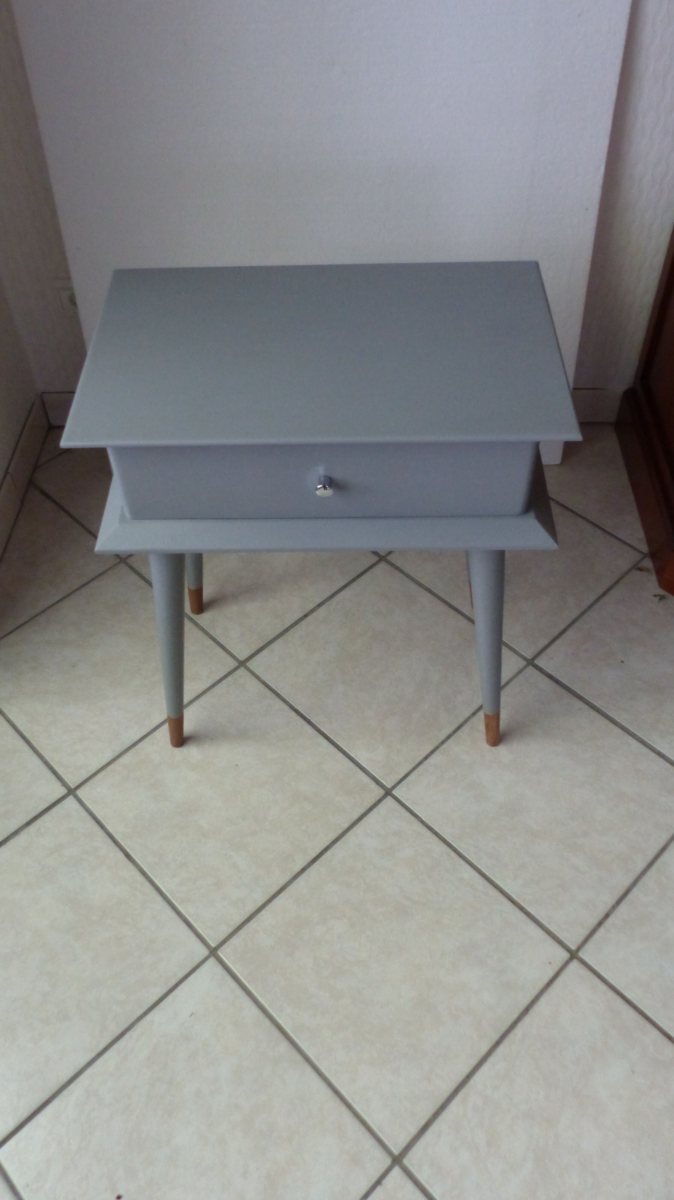 Bedside table