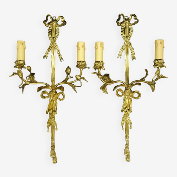 Pair of large sconces, knots and flowers, Louis XVI style - bronze