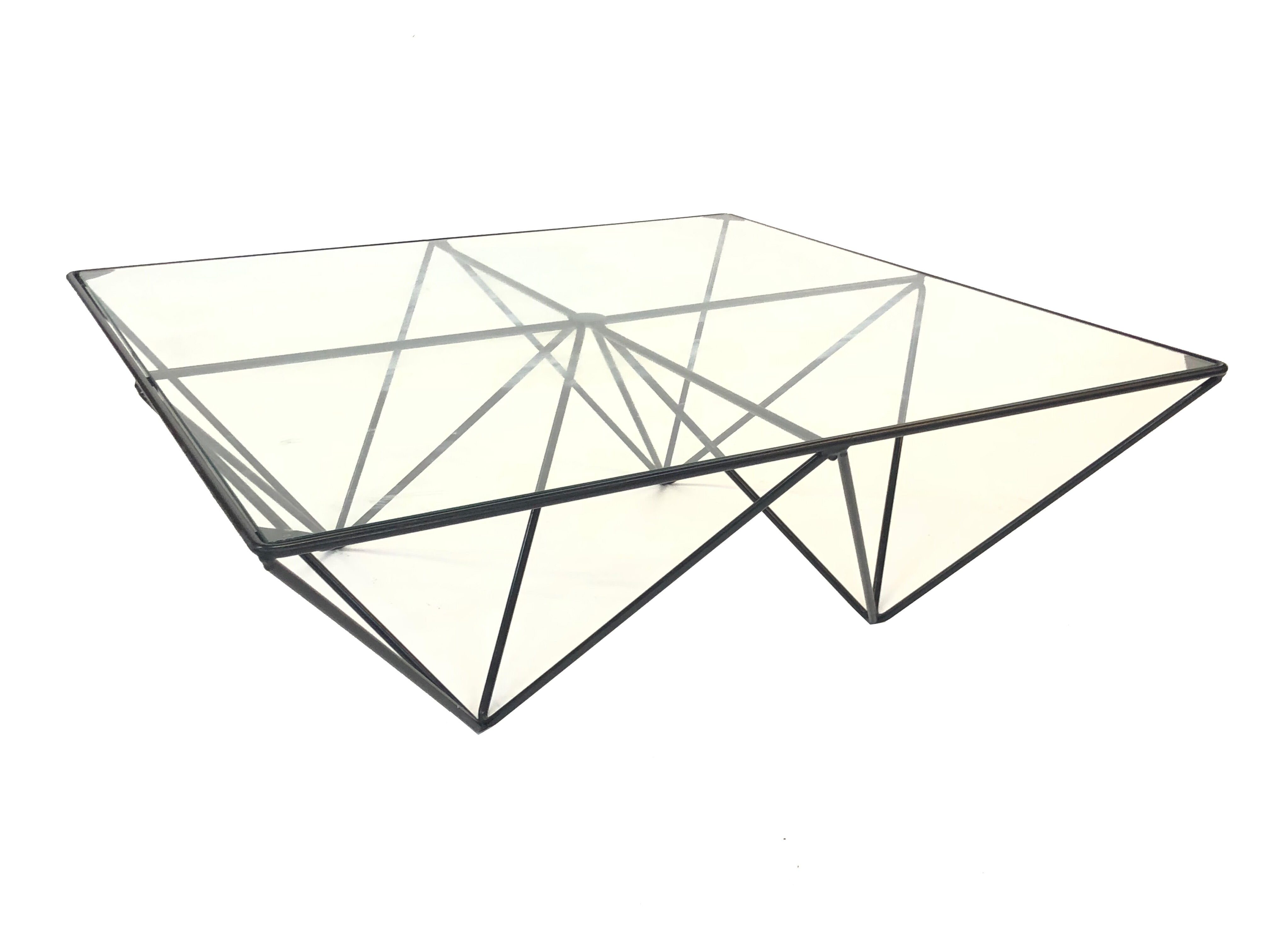 Vintage coffee table in 60s/70s steel wire design