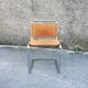 Chaise cantilever en cuir