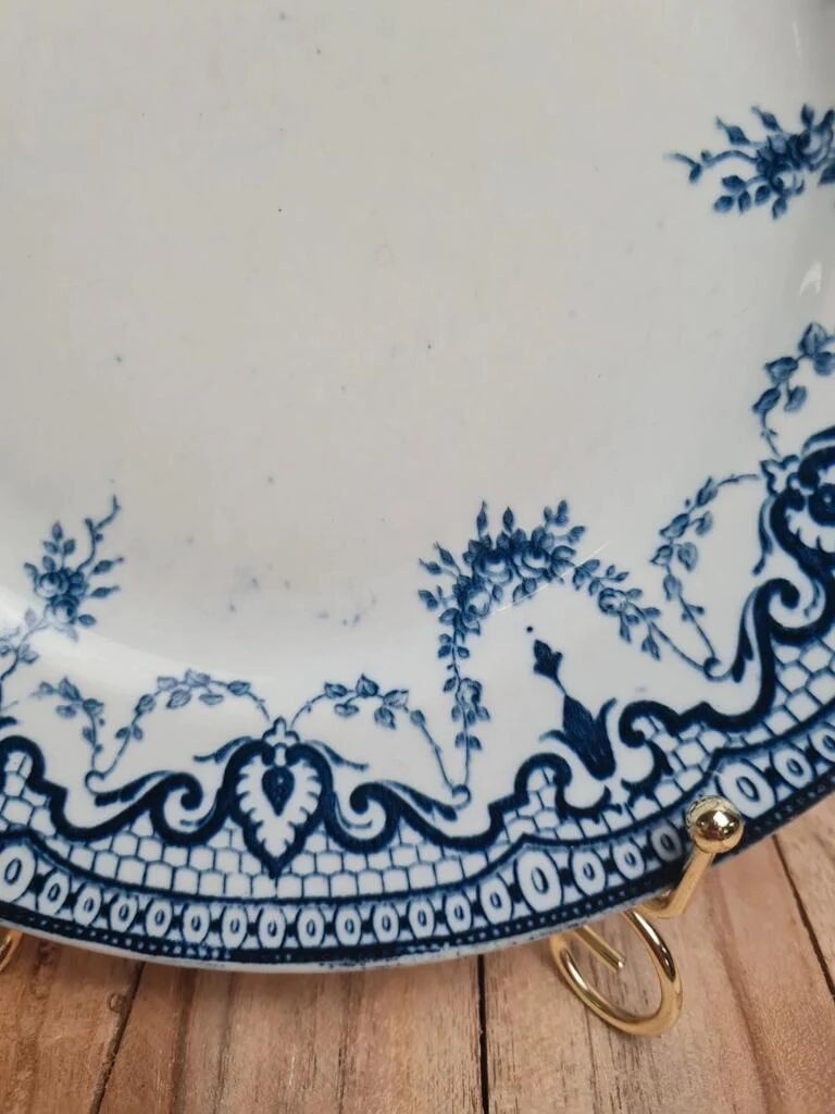 Antique flat plate Creil & Montereau "garlands" blue decoration