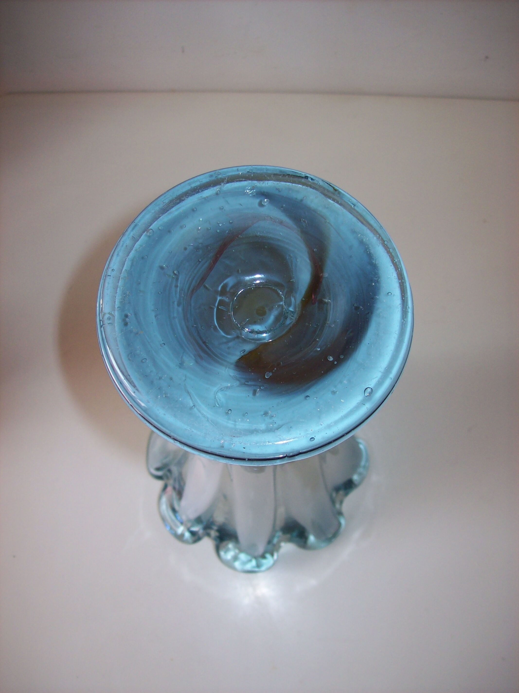 Vase vintage soufflé a la bouche