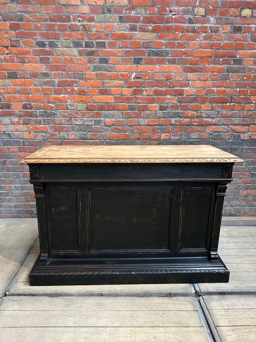 Comptoir en chêne début XXème