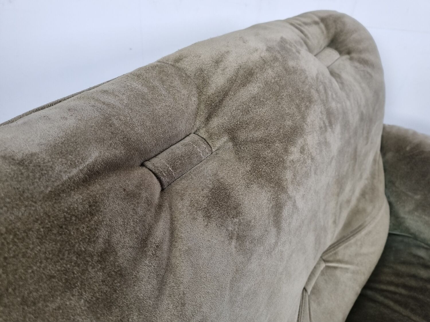 Pair of Brazilian rosewood armchairs, 70s