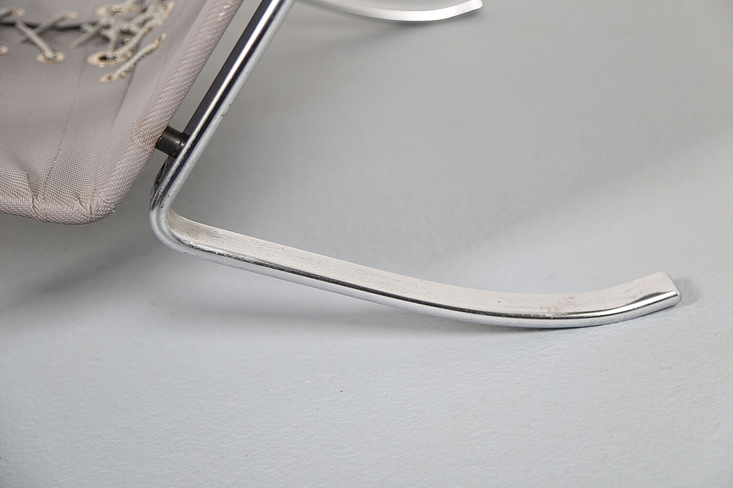 FK-87 Grasshopper design by Fabricius & Kastholm for Kill International