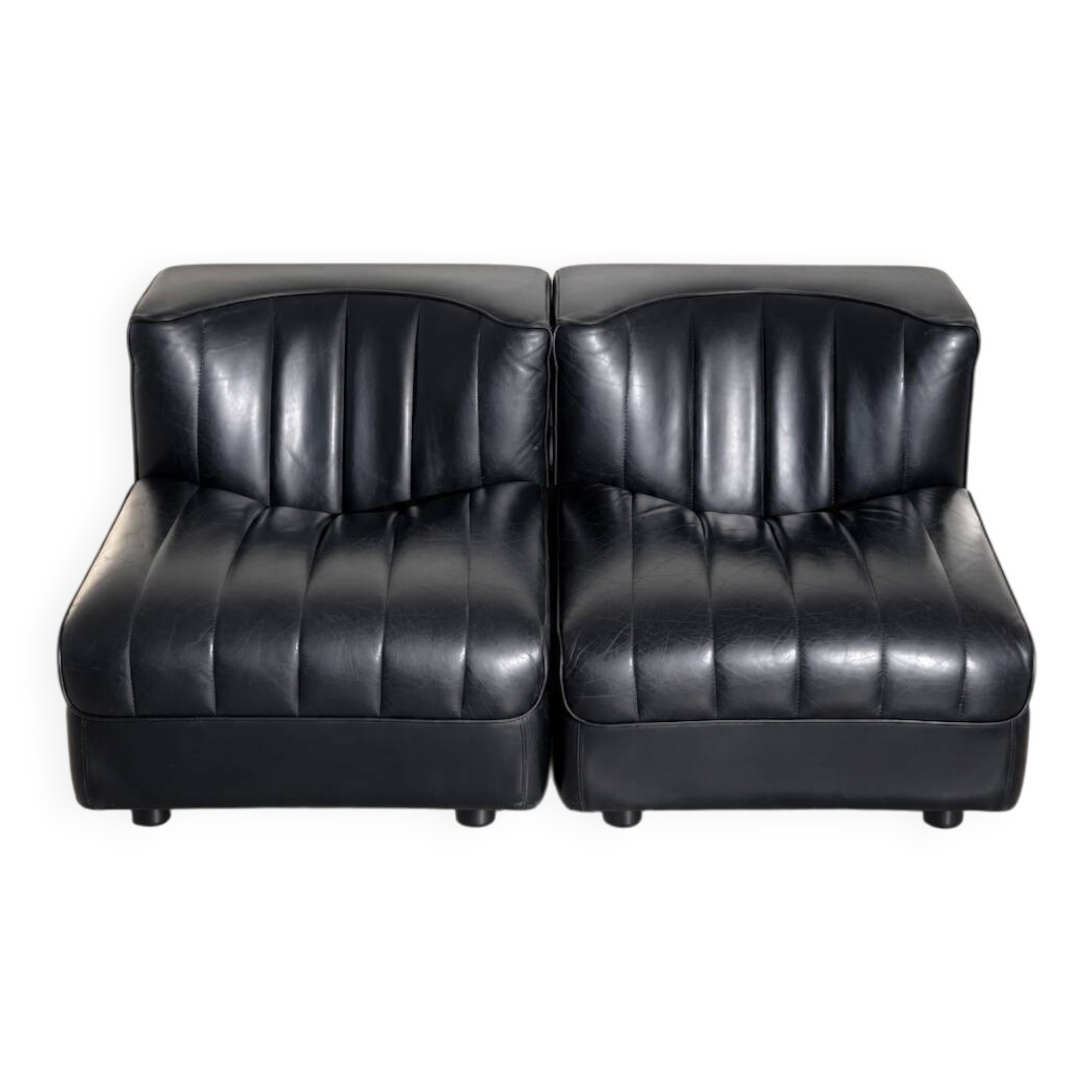 Modular black leather sofa '9000' by Tito Agnoli