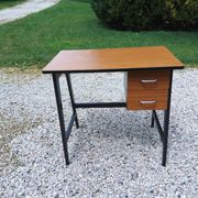 Compass leg desk