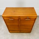 Double curtain binder cabinet