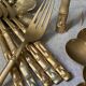 Service de couverts en bronze nikelé, façon bambou