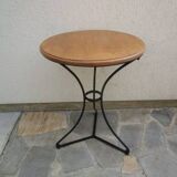 Round bistro table