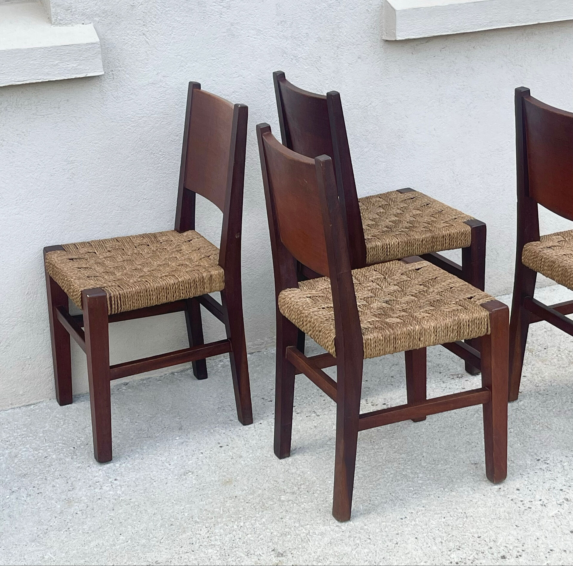 4 modernist chairs from the 1950s.