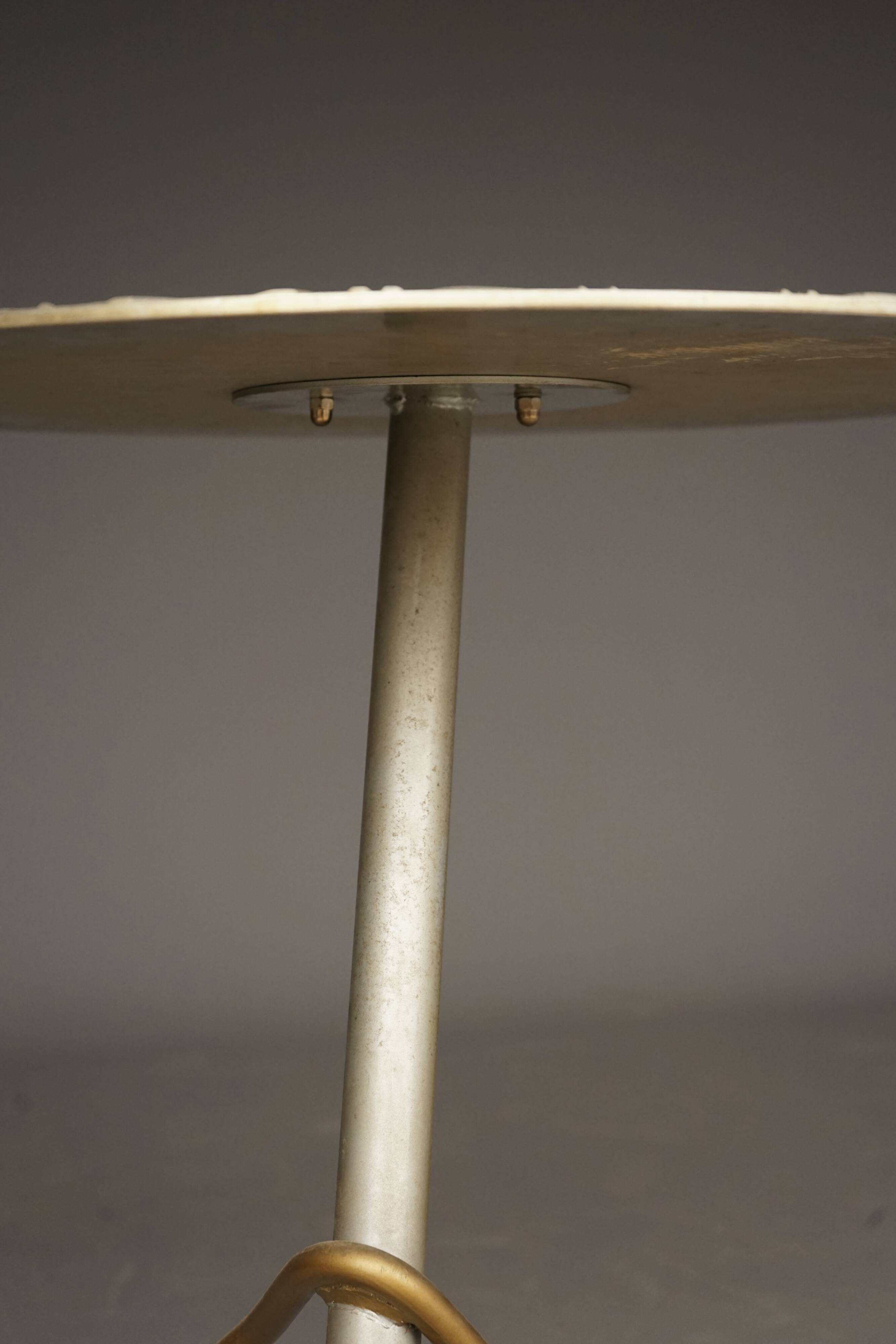 Table de jardin industrielle postmoderne en métal, années 1980