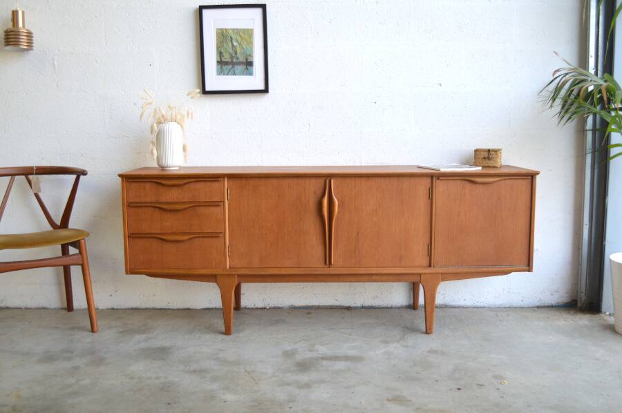 Enfilade Jentique – "wave" handles 183 cm